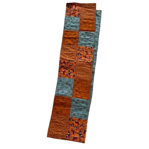 Decorative table runner with butterflies and other patterns, orange and blue - Picture 2 of 7